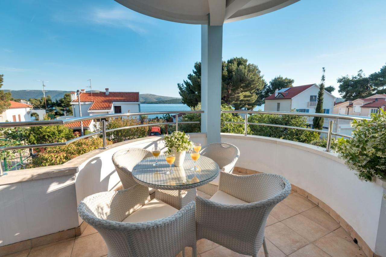 Villa Croatica Apartments Žaborić Extérieur photo