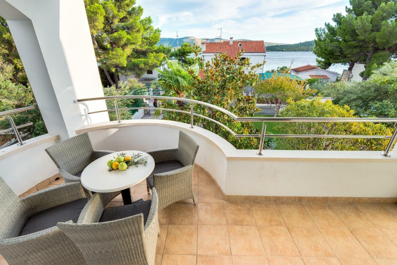 Villa Croatica Apartments Žaborić Extérieur photo