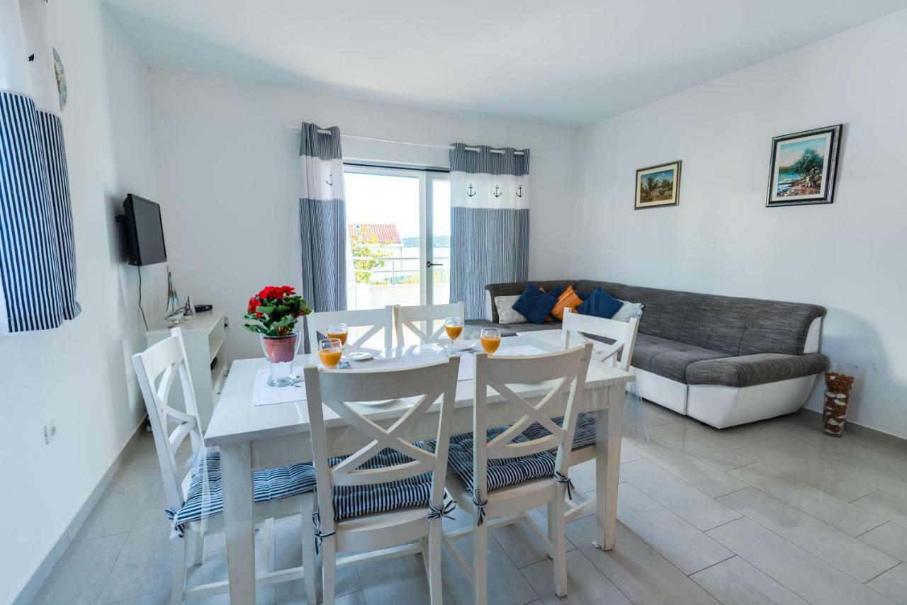Villa Croatica Apartments Žaborić Extérieur photo