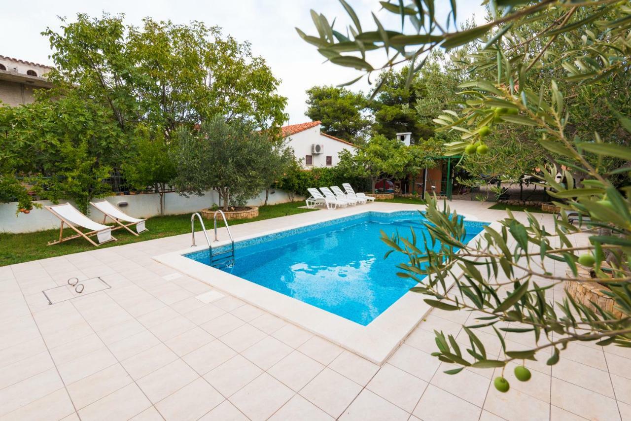 Villa Croatica Apartments Žaborić Extérieur photo