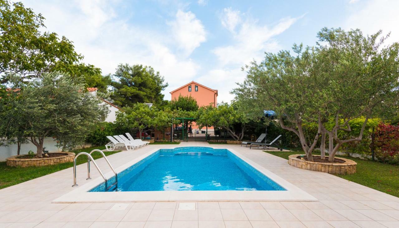 Villa Croatica Apartments Žaborić Extérieur photo
